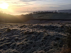 Cocksburn reservoir loop. Early morning view in early spring