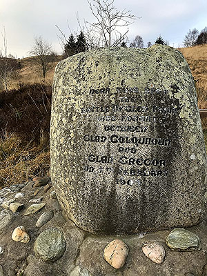 Helensburgh - Glen Fruin. The battle of Glen Fruin stone