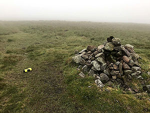 Glen Sherup loop. Cairn with more cloud