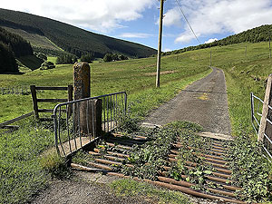 Glen Sherup loop. Over the cattle grid heading towards the dam.