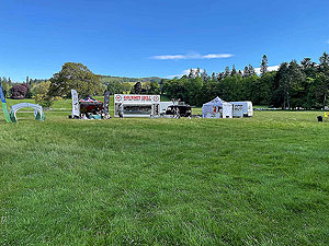 Gallus Running  : The shopping centre featuring massage, burgers, coffee and beer