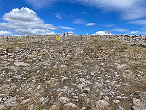 Gallus Running  : U turn sign at the top