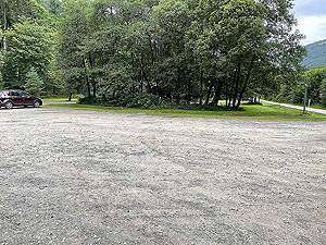 Gallus Running | Loch Eck | The car park