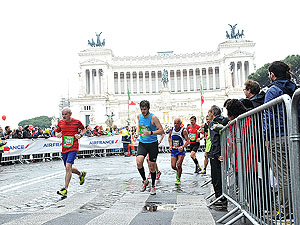 Rome marathon : Approaching the finish at last