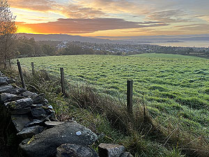 Helensburgh games hill race : Overlooking Helensburgh and up the Clyde