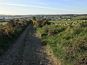 Run from Aberdeen airport : : Sunny evening overlooking the airort