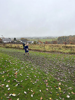 Auchterarder Chilli tace : Runner coming up to the finish