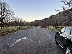 Glen Shira : Car park at the cemetry