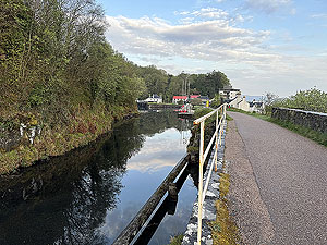 Crinan canal : Looking back at the Crinan basin