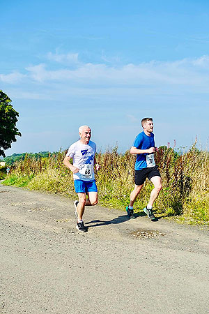 Gallus Running : Auchterarder 10K : Race on for son and dad