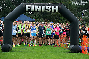 Gallus Running : Auchterarder half marathon : The start line