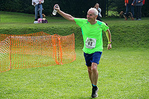 Gallus Running : Auchterarder half marathon : A smile before the finish