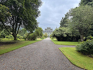 Inveraray Caslte : : View of the Green Castle