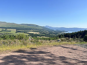 HAAC Gouk Hill : Climbing up the hill