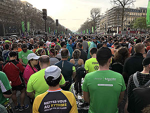 Start line of the Paris marathon